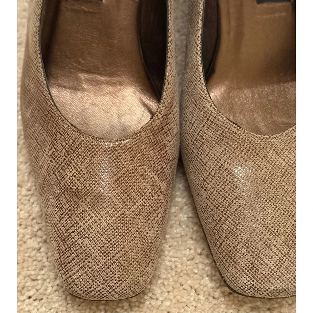 Stuart‎ Weitzman Taupe Metallic Textured Block Heel Pumps Square Toe 8.5 B